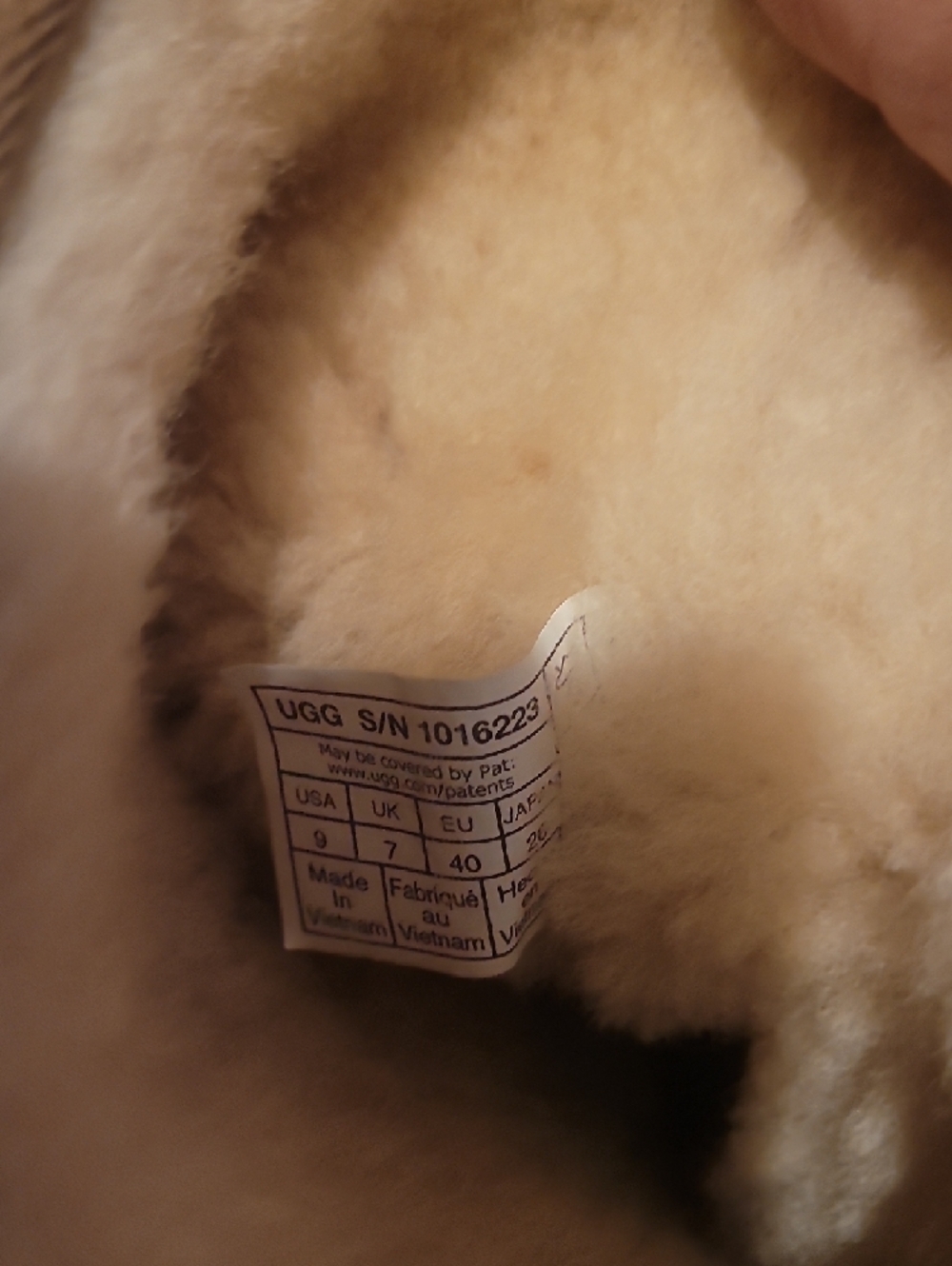 UGG Short Shearling-Lined Winter Boots - Chestnut - Picture 4 of 6